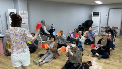 <음악 치료 프로그램> 을 소개합니다!